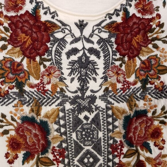 Johnny Was Zaret Long Sleeve Shirt Size Small Embroidered Floral Front Ivory Tee - Picture 6 of 13